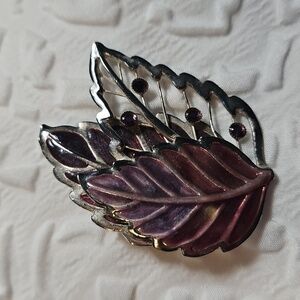 Vintage KC Enamel Lilac Purple Leaves Brooch PIN